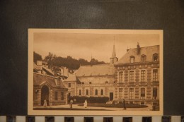 Cp, 02, Chateau-Thierry, Hotel-Dieu, Cour Principale , Chapelle De La Communauté - Chateau Thierry