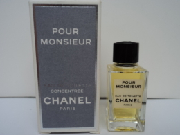 CHANEL" POUR MONSIEUR"   MINI EDT 4  ML LIRE & VOIR!! - Miniatures Men's Fragrances (in Box)