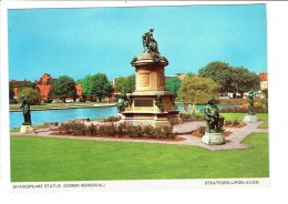 35634 ( 2 Scans ) Shakespeare Statue ( Gower Memorial )  Stratford Upon Avon - Andere & Zonder Classificatie
