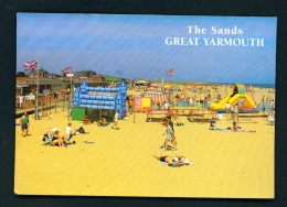 ENGLAND  -  Great Yarmouth   The Sands  Used Postcard - Great Yarmouth