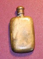 OLD Vintage Brass PERFUME BOTTLE MINIATURE EMPTY - Miniatures (sans Boite)