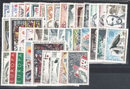 Année 1963 **38 Timbres Conservés En Pochette - 1960-1969