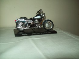 Harley Davidson(2002 FXDL Dyna Low Rder) "Maisto"  Scala 1/18 - Moto