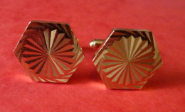 Boutons De Manchettes - Cuff Links & Studs