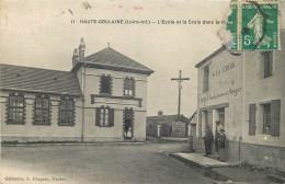 44 - LOIRE ATLANTIQUE - Haute Goulaine - école - Croix - Haute-Goulaine