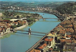 38---VIENNE SUR LE RHONE---les Ponts Et La Ville----voir 2 Scans - Vienne