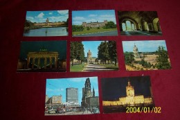 LOT DE 9 CARTES  POSTALES  DE BERLIN - Muro Di Berlino