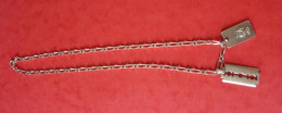 Chaine Avec Sagitaire ( Envoi Offert Pour La France ) - Necklaces/Chains