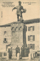 48 - LOZERE - Chateauneuf Randon - Statue De Duguesclin Erigée Sur La Place - Chateauneuf De Randon