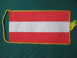 Small Flag-Austria  11x21 Cm - Vlaggen