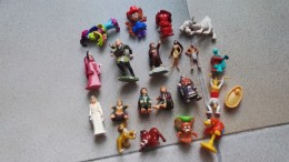 Lot Kinder Ancien  Disney Dessin Animé - Sets