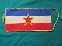 Small Flag -  S.F.R.J.  Socialist Federal Republic Of Yugoslavia 11x22 Cm - Banderas