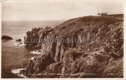 Land's Endand First And Last House In England - Land's End