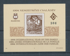 1994. National Family Year Commemorative Sheet :) - Souvenirbögen