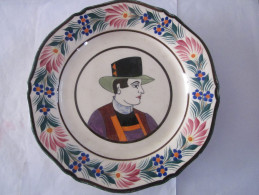 ASSIETTE FAIENCE HB QUIMPER -  Tete De Breton - Quimper/Henriot (FRA)