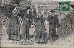 CPA Vendée écrite Types Folklore Danse Se Décolle Un Peu - Other & Unclassified