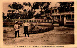 Dahomey - KOTONOU - Maisons D'habitations Européennes - Benín