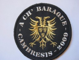 INSIGNE TISSUS PATCH ARMEE DE L'AIR ESCADRON DE CHASSE 1/12 CAMBRESIS 2009 A CH BARAQUE SUR VELCRO ETAT EXCELLENT - Armée De L'air