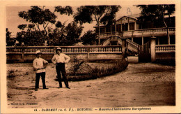 Dahomey - KOTONOU - Maisons D´habitations Européennes - Benín