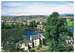 RB 1105 - Postcard - Perth Overlooking The River Tay & Old Bridge - Scotland - Perthshire