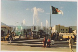 CARTE PHOTO,AFRIQUE,AFRIKA,AFRICA,MAGHREB,Algérie,Algéria,BATNA,il Y A 30 Ans,FONTAINE - Batna