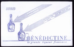 B015 BUVARD - BENEDICTINE  ( Tous Différents) - Liqueur & Bière