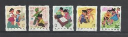 Chine China  1975 Yvert 1996/2000 ** Enfants Children Ref T14 - Neufs