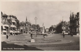 Den Bosch Stationsplein - 's-Hertogenbosch