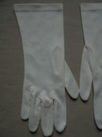 Ancien - Paire De Gants Mi-longs Pour Femme, Soirée, Cérémonie - Sonstige & Ohne Zuordnung