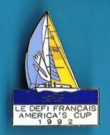 PIN´S //   ** LE DÉFI FRANÇAIS ** AMERICA´S CUP ** 1992 ** - Zeilen