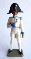 FIGURINE STARLUX EMPIRE - à Partir De 1967/68 8043 CARABINIER OFFICIER TENUE DE VILLE Plastique 1/32è - Starlux