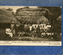 AFRIQUE - CATECHISME EN IMAGES DANS UN VILLAGE DU SIERRA LEONE - MISSIONS DES PP DU SAINT ESPRIT - Sierra Leona