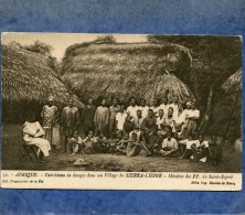 AFRIQUE - CATECHISME EN IMAGES DANS UN VILLAGE DU SIERRA LEONE - MISSIONS DES PP DU SAINT ESPRIT - Sierra Leone