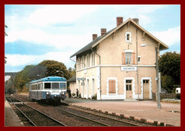 Le Rail Ussellois - En Gare De D'auzances -  Dept 23 - CPM N°532  ( Scan Recto Et Verso ) - Stazioni Con Treni