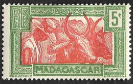 MADAGASCAR  1930-38  -  YT  164  - Attelage De Zébus - NEUF* - Nuevos