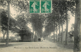 Moulins : La Demi Lune - Moulins