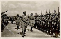 Hitler Soldaten WK II  Foto AK I-II - Unclassified