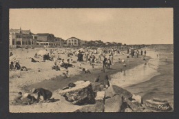 DF / 34  HERAULT / MAUGUIO-CARNON / CARNON-PLAGE / LES ROCHERS DE LA JETÉE ET LA PLAGE / ANIMÉE - Mauguio