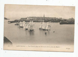 Cp , Sport , Voile , Vue Générale Prise Du Fort De La Cité Le JOUR DES REGATES , 35 , SAINT MALO , Voyagée 1905 - Segeln