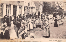 62-LE PORTEL- LES PORTELOISE A LA PROCESSION - Le Portel