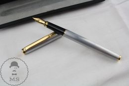 Collectible Marksman Grey And Golden Fountain Pen With Case - Piume