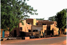 Afrique Burkina Faso Bobo Dioulasso Habitat Traditionnel Dans Un Vieux Quartier - Burkina Faso