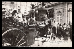 CPA ANCIENNE- FRANCE- RECEPTION D'ALPHONSE XIII A PARIS- OFFICIERS ESPAGNOLS DANS LE CORTEGE- ATTELAGE GROS PLAN - Receptions