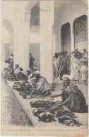 Marchands   De Poulets  Dans Le Nouveau Marche Casablanca - Street Merchants