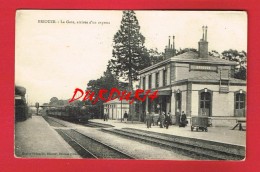 Orne ... BRIOUZE  La Gare Arrivée D'un Express + Cachet Militaire 4e Groupe Cycliste " Dépôt " - Briouze