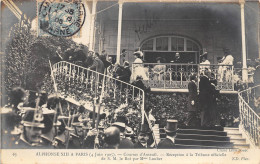 PARIS - ALPHONSE XIII A PARIS EN 1905 , S. M .LE ROI  COURSES D´AUTEUIL RECEPTION A LA TRIBUNE OFFICIELLE - Autres & Non Classés