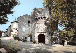 82-VAREN- VIEILLE PORTE FORTIFIEE ET VIEILLE RUE DU XIIe S - Otros & Sin Clasificación