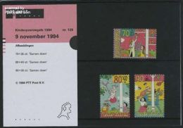 Netherlands 1994 Child Welfare, Presentation Pack 129, Mint NH, Art - Comics (except Disney) - Neufs