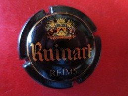 RUINART. . Noir Et Or. Ecusson Fin - Ruinart Ruinart Reims