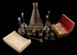 Laboratóriumi Nagy üveg Tétel, Több Mint 25 Db, Különféle Méretben... - Glass & Crystal
